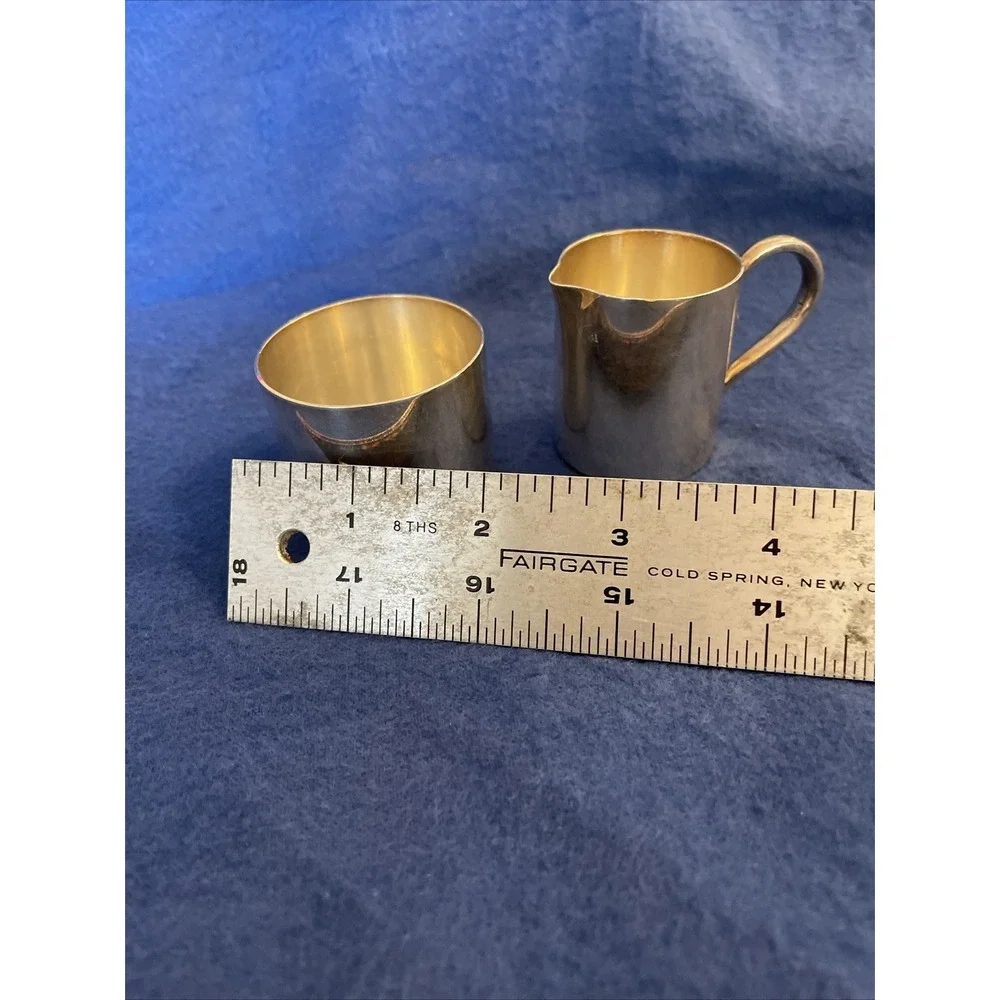 Silver plate miniature creamer made in England W .S&S EPNS A 1